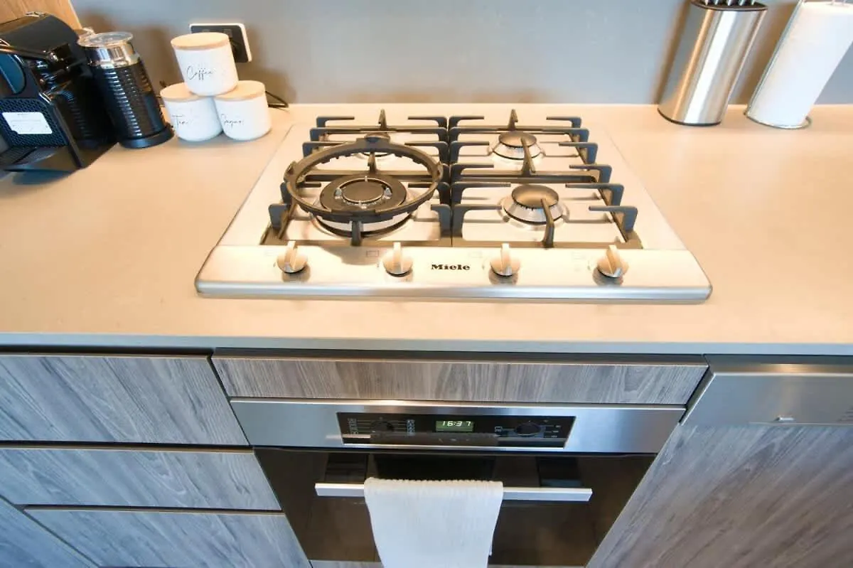 Lägenhet Urban Escape - 2Br Apt With Amazing Views Of Rundle Mall Adelaide
